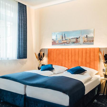 Hotel Commerz Hamburg Bagian luar foto