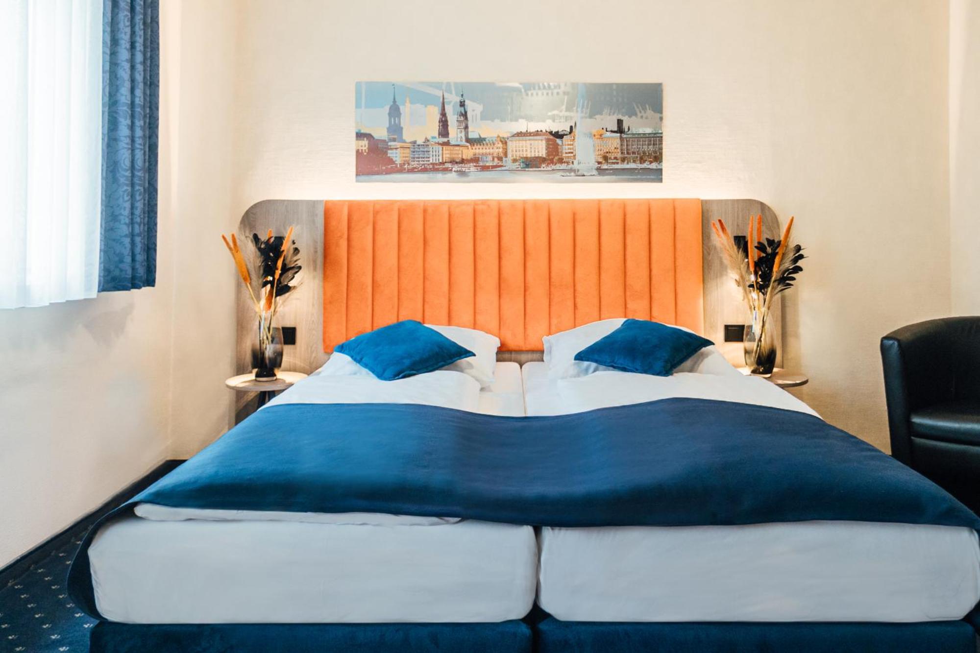 Hotel Commerz Hamburg Bagian luar foto