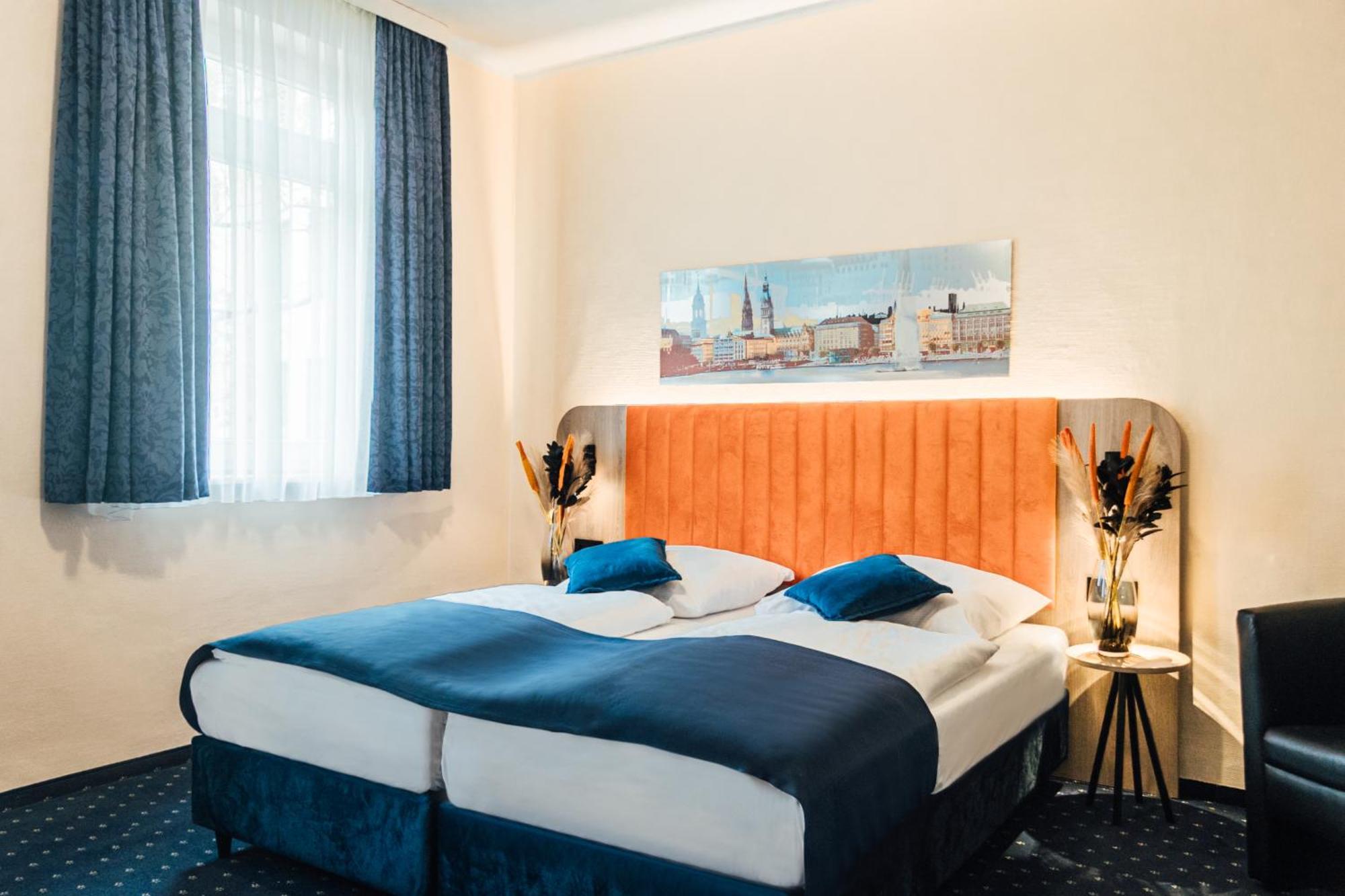 Hotel Commerz Hamburg Bagian luar foto